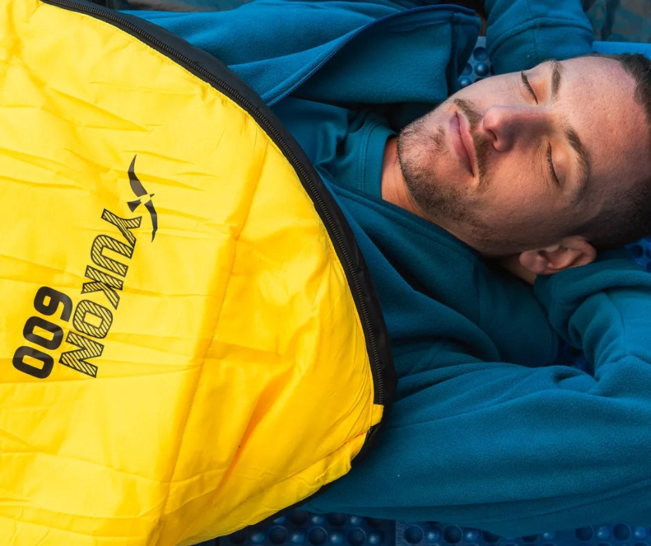 Outdoor Revolution YUKON 600 שק שינה אאוטדור