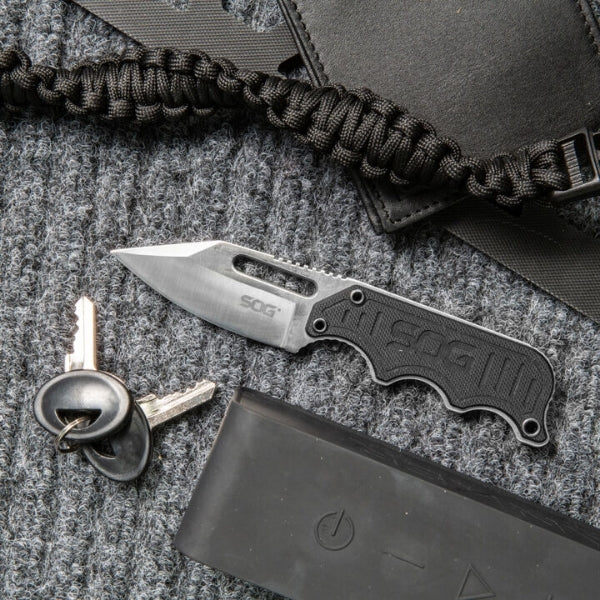SOG Fixed Blade Instinct סכין נפתחת