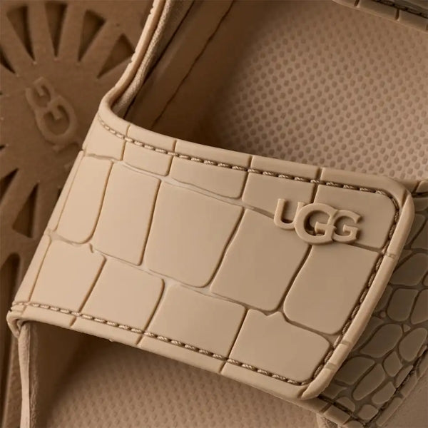 UGG GoldenGlow Embossed סנדלי פלטפורמה גולדן גלואו נשים
