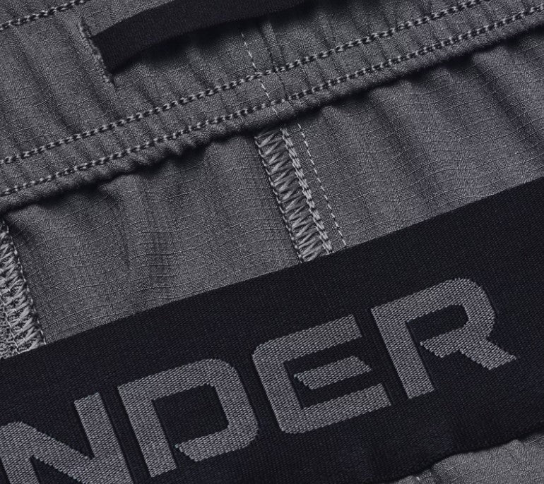 UNDER ARMOUR Vanish Woven 6" Shorts מכנסי ספורט גברים