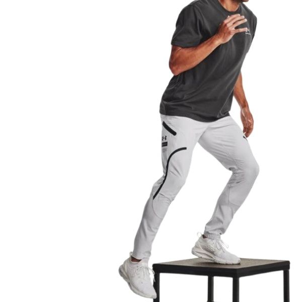 Under Armour UNSTOPPABLE CARGO PANTS מכנסי ספורט לגברים