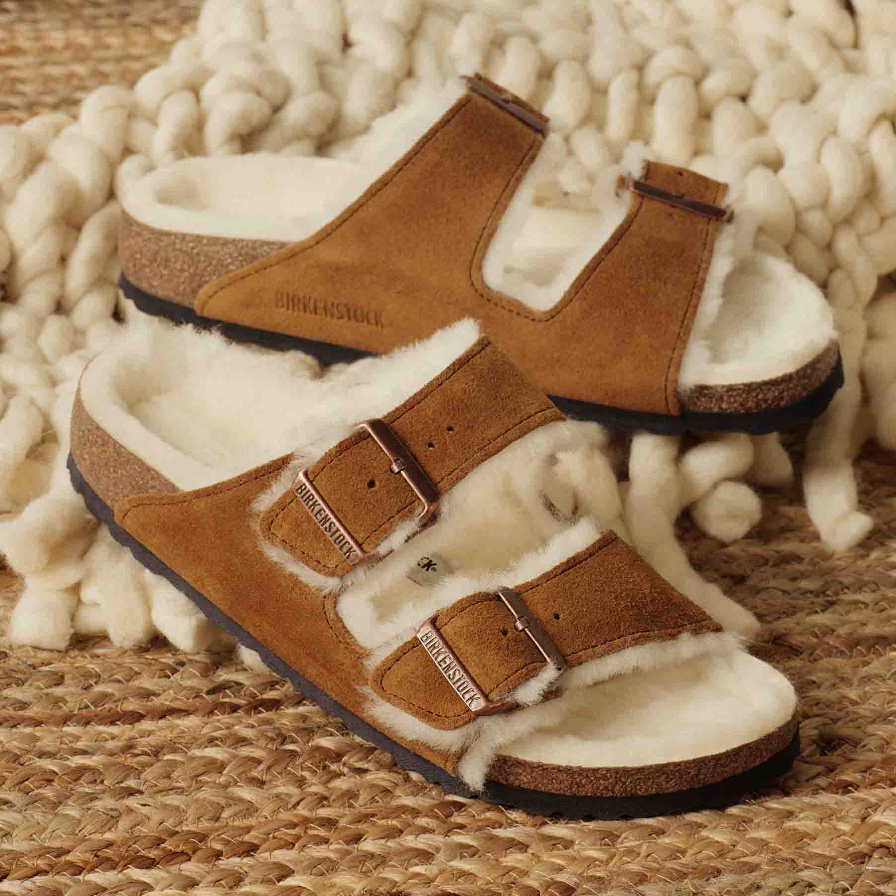 BIRKENSTOCK Arizona Fur כפכפי פרווה בירקנשטוק נשים
