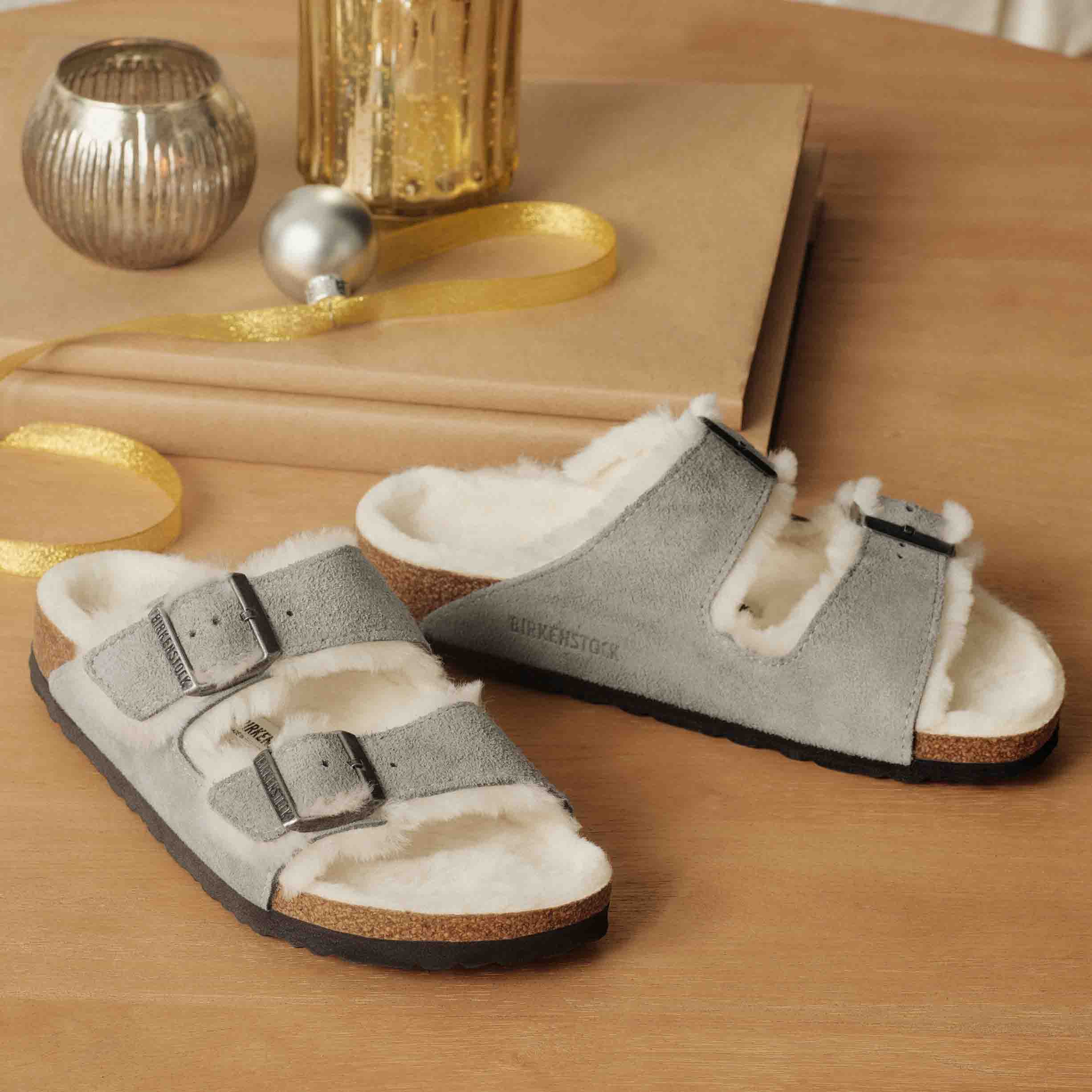 BIRKENSTOCK Arizona Shearling כפכפי פרווה בירקנשטוק נשים