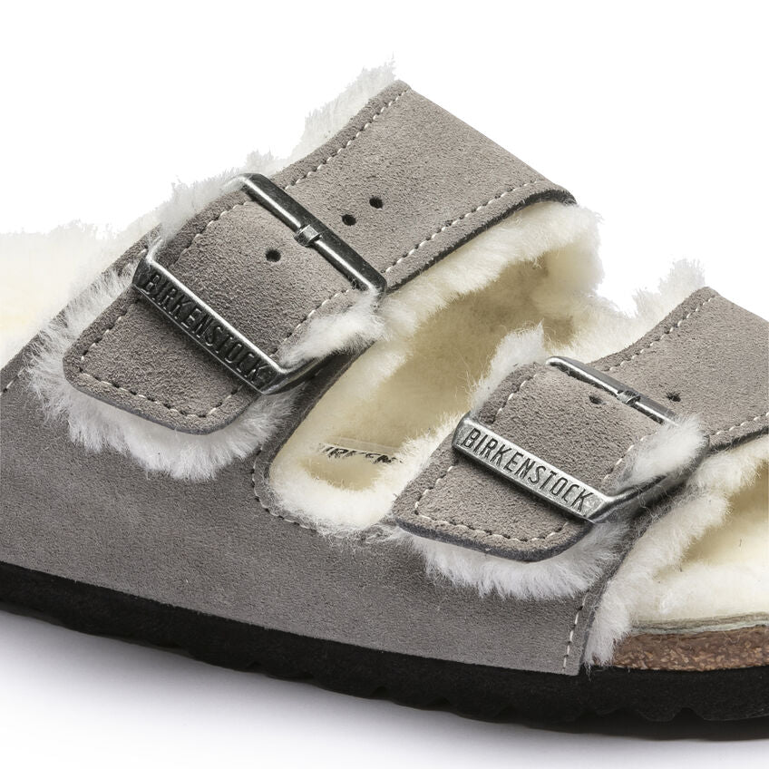 BIRKENSTOCK Arizona Fur כפכפי פרווה בירקנשטוק נשים