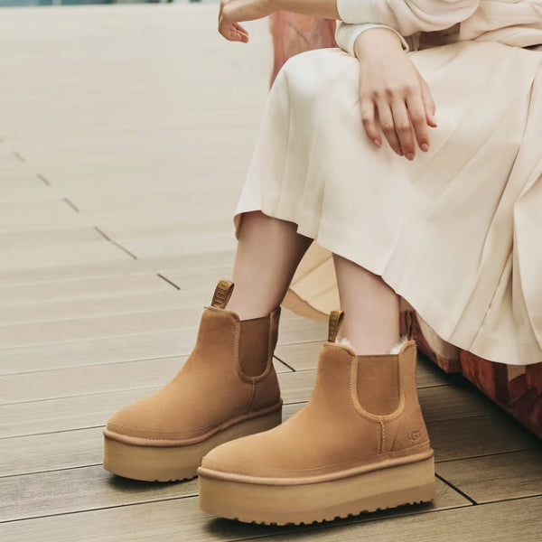 UGG Neumel Platform Chelse מגפיי פרווה האג נאומל צ'לסי נשים UGG
