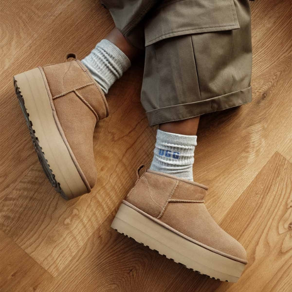 UGG Classic Ultra Mini Platform מגפיי פלטפורמה האג אולטרה מיני נשים UGG