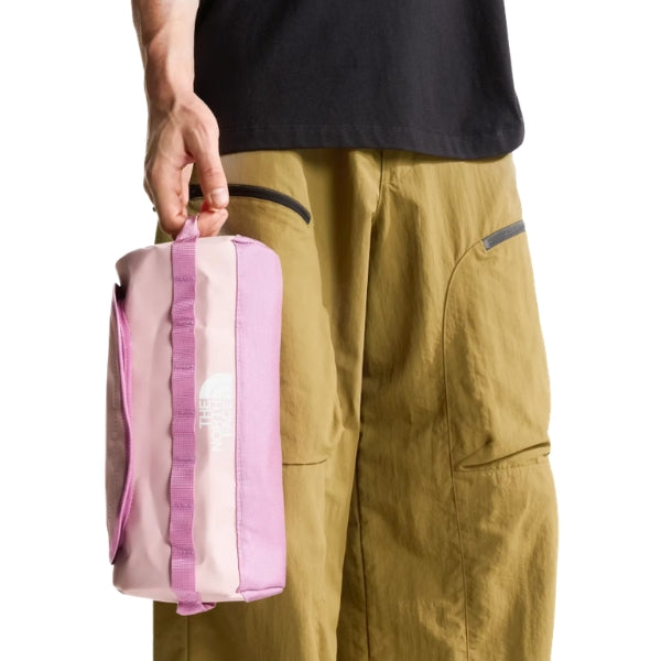 The North Face BASE CAMP TRAVEL תיק רחצה נתלה 5.7 ליטר