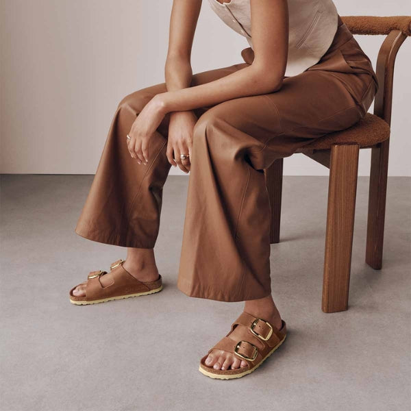 BIRKENSTOCK Arizona Big Buckle כפכפי בירקנשטוק אריזונה נשים BIRKENSTOCK