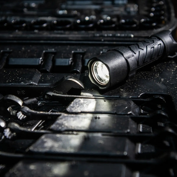 COAST POLYSTEEL 400 LUMENS פנס יד 400 לומנס Coast