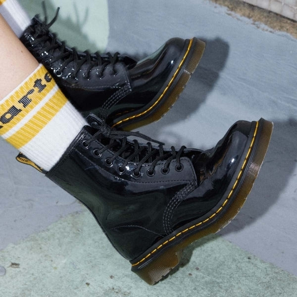 DR. MARTENS Eye Boot Smooth מגפי עור ד"ר מרטינס DR. MARTENS