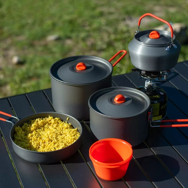 Outdoor Revolution ESSENTIAL ערכת בישול לשטח אאוטדור