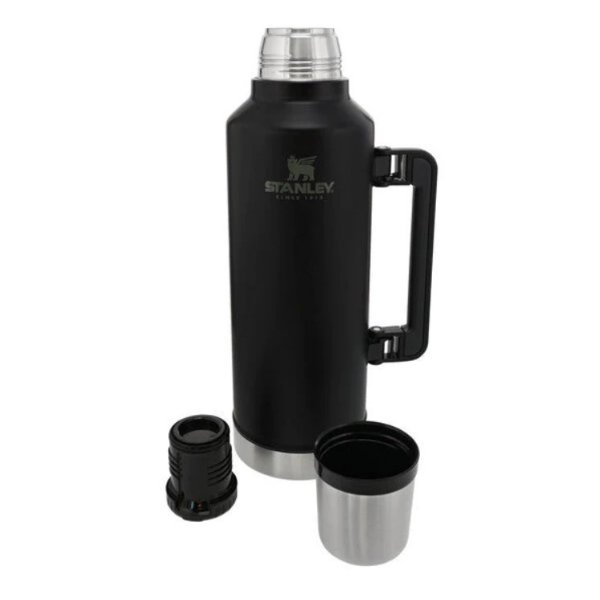 STANLEY Classic Legendary Bottle תרמוס סטנלי 2.3 ליטר