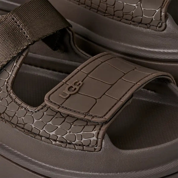 UGG GoldenGlow Embossed סנדלי פלטפורמה גולדן גלואו נשים