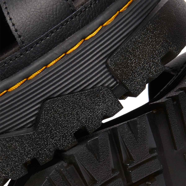 DR. MARTENS Mattison 2S Sandal סנדלי עור פלטפורמה נשים